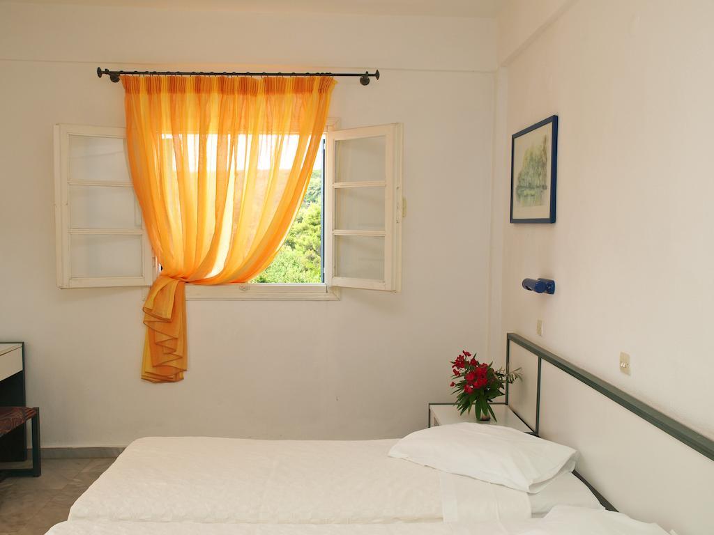 Musses Hotel Кукунариес Стая снимка